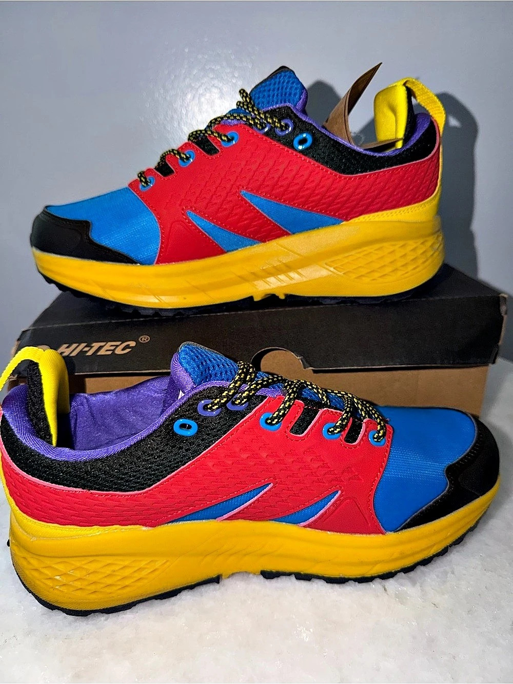 Hi-Tec Greenwood Low Athletic Shoes Red & Yellow US 6